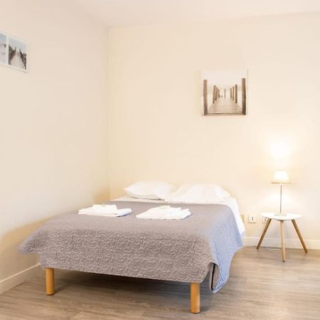 Apartmán Le 12 Carnot - Serenite Assuree Dans Ce Grand Studio Poitiers Exteriér fotografie