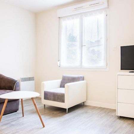 Apartmán Le 12 Carnot - Serenite Assuree Dans Ce Grand Studio Poitiers Exteriér fotografie