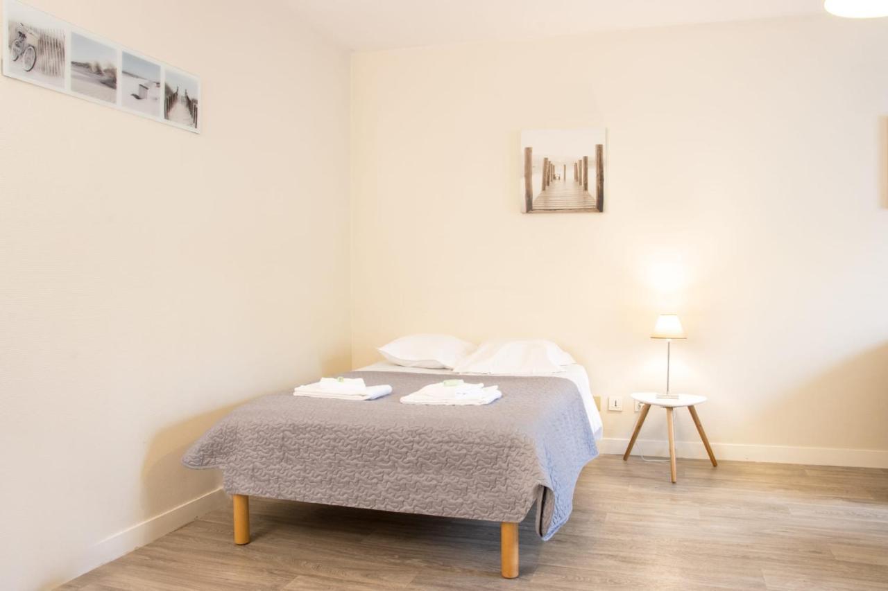 Apartmán Le 12 Carnot - Serenite Assuree Dans Ce Grand Studio Poitiers Exteriér fotografie