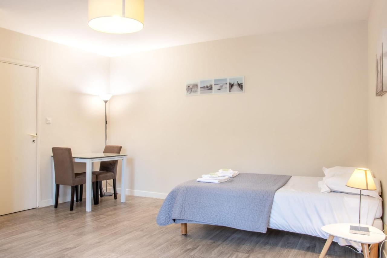 Apartmán Le 12 Carnot - Serenite Assuree Dans Ce Grand Studio Poitiers Exteriér fotografie